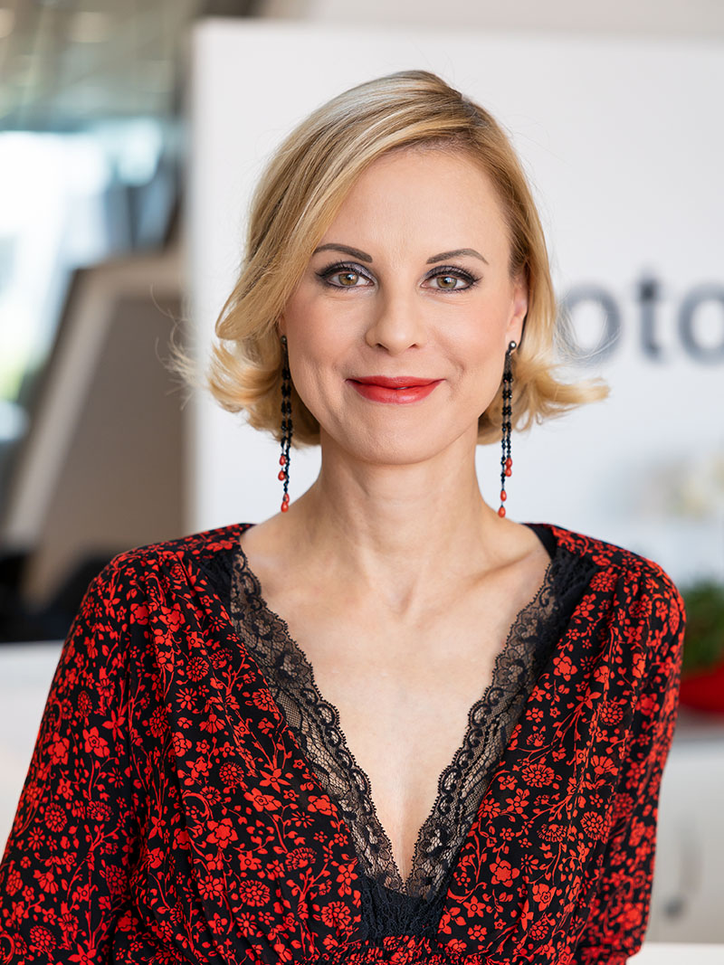 Kathrin Niemela in der FotoFinder Zentrale in Bad Birnbach 